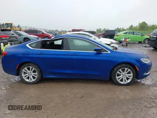 2015 Chrysler 200 Limited z VIN 1C3CCCAB8FN666691, wystawiony jako IAAI lot #42332599 z przebiegiem 101 480 mil mil oraz . Historia ofert i sprzedaży dostępna na DreamBid. Obrazek 13.