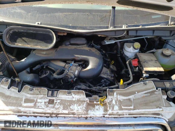 2019 Ford Transit z VIN 1FTYE1ZM9KKB80795, wystawiony jako Copart lot #68623194 z przebiegiem Nie podano mil oraz Nie do naprawy • Non repairable. Historia ofert i sprzedaży dostępna na DreamBid. Obrazek 12.