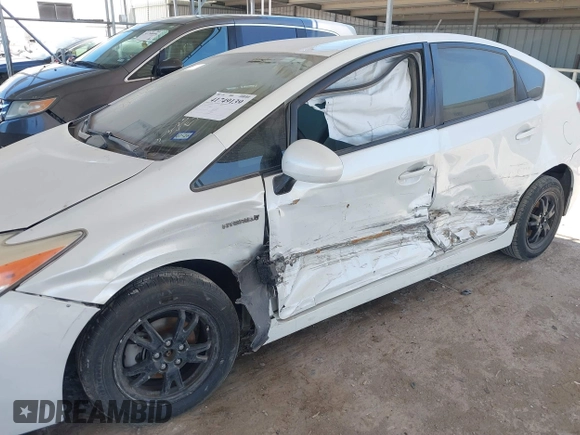 2012 Toyota Prius One z VIN JTDKN3DU4C5485047, wystawiony jako IAAI lot #41749139 z przebiegiem 177 800 mil mil oraz . Historia ofert i sprzedaży dostępna na DreamBid. Obrazek 6.