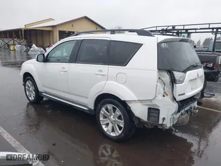 2011 Mitsubishi Outlander SE with VIN JA4AS3AW3BU019148, listed as a IAAI auction lot 41851004 with 88,989 mi miles. Bid and sale history available at carsss.com. Image 3.