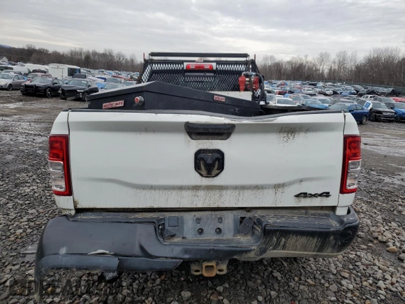 2023 Ram 2500 Tradesman with VIN 3C6UR5HL6PG565918, listed as a Copart auction lot 47300615 with 44,287 mi miles and Salvage Title. Bid and sale history available at carsss.com. Image 6.