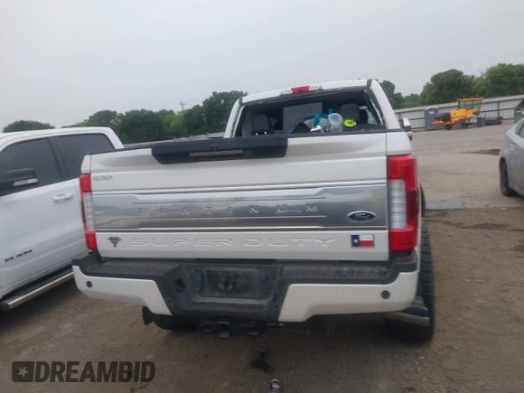 2019 Ford F-250 XL with VIN 1FT7W2BT7KEE01924, listed as a IAAI auction lot 39198800 with 58,042 mi miles and . Bid and sale history available at DreamBid. Image 15.