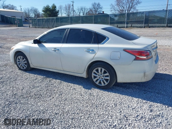 2014 Nissan Altima 2.5 with VIN 1N4AL3AP5EC418865, listed as a IAAI auction lot 41693976 with 117,934 mi miles. Bid and sale history available at carsss.com. Image 3.