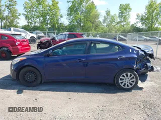 2013 Hyundai Elantra GLS z VIN 5NPDH4AE0DH229430, wystawiony jako IAAI lot #42270443 z przebiegiem 199 322 mil mil oraz . Historia ofert i sprzedaży dostępna na DreamBid. Obrazek 14.