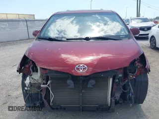 2016 Toyota Sienna XLE with VIN 5TDYK3DC7GS716470, listed as a IAAI auction lot 42177176 with 121,165 mi miles and . Bid and sale history available at DreamBid. Image 13.