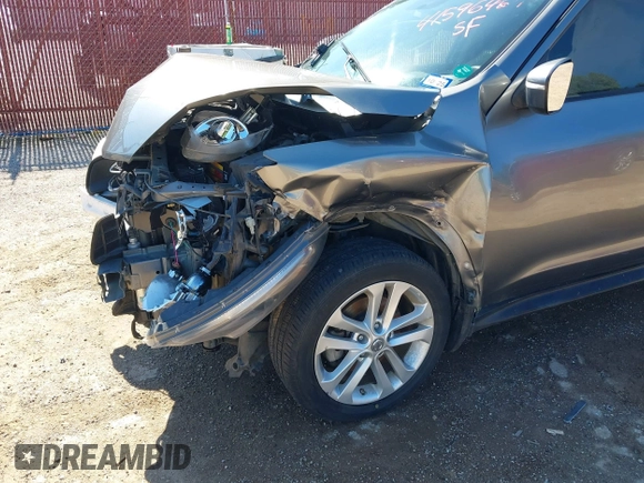 2015 Nissan Juke S with VIN JN8AF5MR3FT506748, listed as a IAAI auction lot 41596464 with 1 mi miles. Bid and sale history available at carsss.com. Image 19.