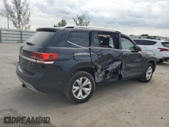 2018 Volkswagen Atlas Launch Edition with VIN 1V2BR2CA7JC510844, listed as a Copart auction lot 76652404 with 130,048 mi miles and Salvage title. Bid and sale history available at DreamBid. Image 3.