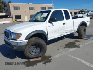 2003 Toyota Tacoma PreRunner with VIN 5TESN92N33Z185270, listed as a IAAI auction lot 41653969 with 357,016 mi miles. Bid and sale history available at carsss.com. Image 2.