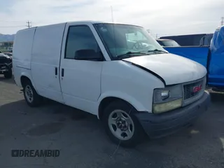2005 GMC Safari Cargo with VIN 1GTDM19X55B509590, listed as a IAAI auction lot 41619983 with 232,225 mi miles. Bid and sale history available at carsss.com. Image 1.