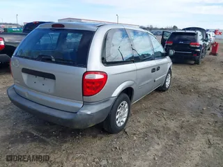2001 Chrysler Voyager with VIN 1C4GJ25B51B278139, listed as a IAAI auction lot 41747571 with 84,688 mi miles. Bid and sale history available at carsss.com. Image 4.