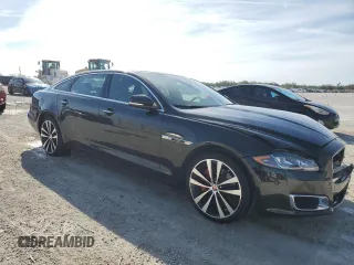 2019 Jaguar XJ Portfolio with VIN SAJWA2G76K8W21612, listed as a Copart auction lot 87379184 with 25,301 mi miles and Non Repairable. Bid and sale history available at DreamBid. Image 4.