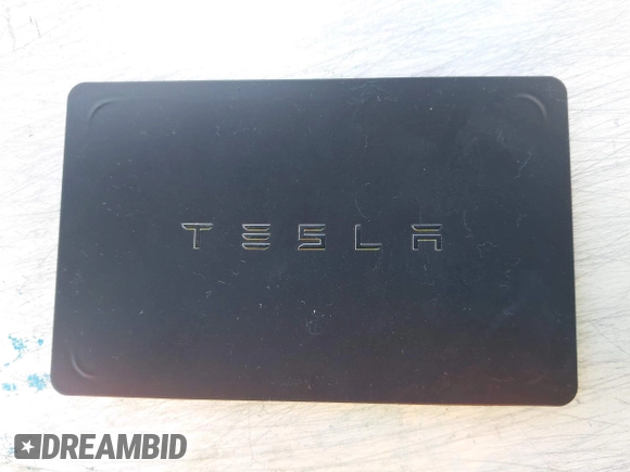 2022 Tesla Model Y Performance z VIN 7SAYGDEF0NF491586, wystawiony jako IAAI lot #42276747 z przebiegiem 117 203 mil mil oraz . Historia ofert i sprzedaży dostępna na DreamBid. Obrazek 11.