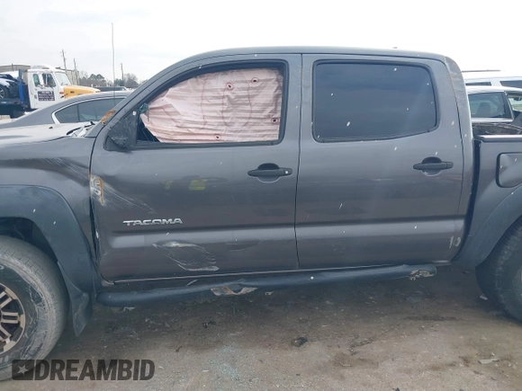 2012 Toyota Tacoma PreRunner z VIN 5TFJU4GN9CX026299, wystawiony jako IAAI lot #41548214 z przebiegiem 188 934 mil mil oraz . Historia ofert i sprzedaży dostępna na DreamBid. Obrazek 6.