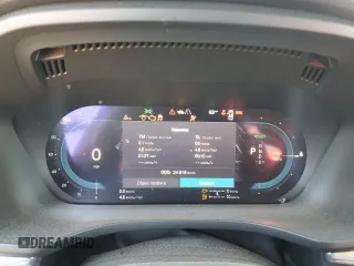 2024 Volvo XC60 Plus Dark Theme z VIN YV4H60DL2R1896845, wystawiony jako Copart lot #46711415 z przebiegiem 24 916 mil mil oraz Szkoda całkowita • Salvage title. Historia ofert i sprzedaży dostępna na DreamBid. Obrazek 9.