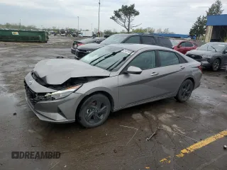 2023 Hyundai Elantra SEL z VIN KMHLM4AG9PU414722, wystawiony jako Copart lot #55405005 z przebiegiem 46 806 mil mil oraz Nie do naprawy. Historia ofert i sprzedaży dostępna na DreamBid. Obrazek 1.