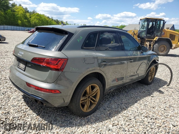 2023 Audi SQ5 Premium Plus z VIN WA1B4AFY4P2083151, wystawiony jako Copart lot #58185645 z przebiegiem 57 751 mil mil oraz Szkoda całkowita • Salvage title. Historia ofert i sprzedaży dostępna na DreamBid. Obrazek 3.