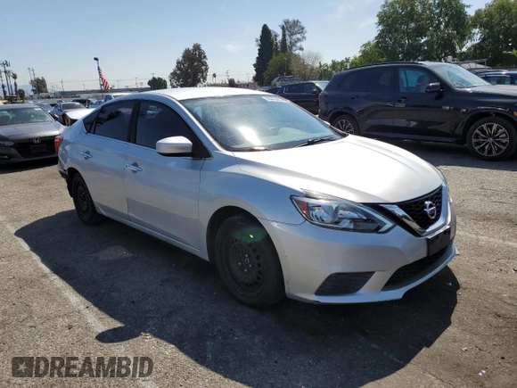2017 Nissan Sentra SR z VIN 3N1AB7AP1HY255618, wystawiony jako Copart lot #50246455 z przebiegiem 76 594 mil mil oraz Szkoda całkowita • Salvage title. Historia ofert i sprzedaży dostępna na DreamBid. Obrazek 4.