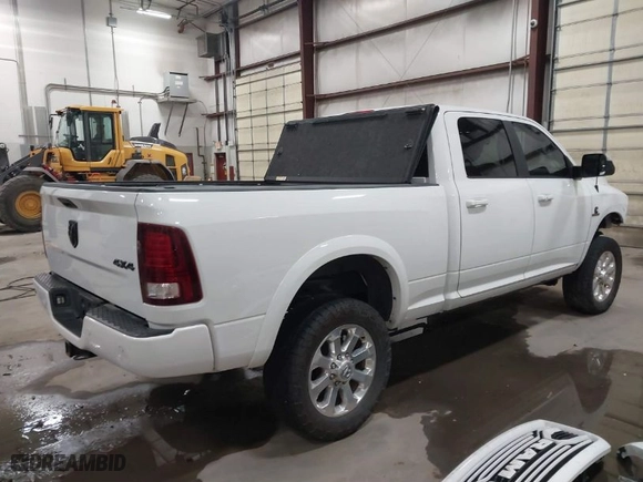 2018 Ram 2500 Laramie with VIN 3C6UR5FL1JG213467, listed as a IAAI auction lot 41513596 with 100,855 mi miles. Bid and sale history available at carsss.com. Image 4.