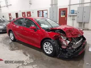 2025 Toyota Camry LE с VIN 4T1DBADK2SU013689, выставлен на аукционе IAAI как лот 41543965 с пробегом 691 миль миль и . История ставок и продаж доступна на DreamBid. Изображение 1.