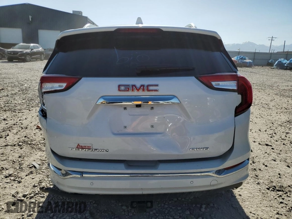 2024 GMC Terrain Denali with VIN 3GKALXEG0RL277097, listed as a Copart auction lot 58231675 with 22,604 mi miles and Clean title. Bid and sale history available at DreamBid. Image 6.