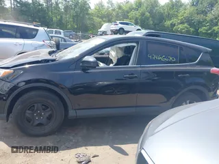 2018 Toyota RAV4 LE с VIN 2T3BFREV2JW849558, выставлен на аукционе IAAI как лот 42466690 с пробегом 108 820 миль миль и . История ставок и продаж доступна на DreamBid. Изображение 14.