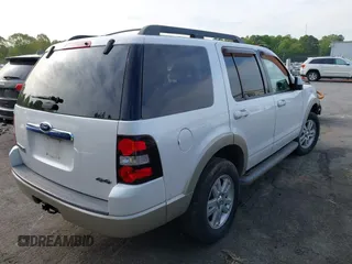 2010 Ford Explorer Eddie Bauer z VIN 1FMEU7EE1AUA40939, wystawiony jako IAAI lot #42009339 z przebiegiem 216 731 mil mil oraz . Historia ofert i sprzedaży dostępna na DreamBid. Obrazek 4.