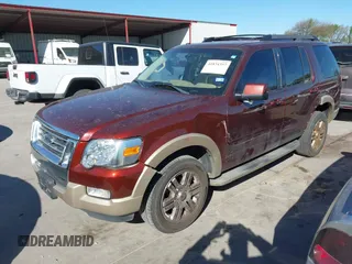 2010 Ford Explorer Eddie Bauer z VIN 1FMEU6EE5AUA98532, wystawiony jako IAAI lot #41834357 z przebiegiem 160 024 mil mil oraz . Historia ofert i sprzedaży dostępna na DreamBid. Obrazek 17.