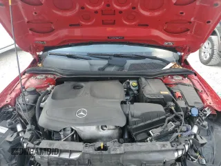 2015 Mercedes-Benz GLA 250 z VIN WDCTG4EB8FJ183574, wystawiony jako Copart lot #57385585 z przebiegiem 160 558 mil mil oraz Szkoda całkowita • Salvage title. Historia ofert i sprzedaży dostępna na DreamBid. Obrazek 11.