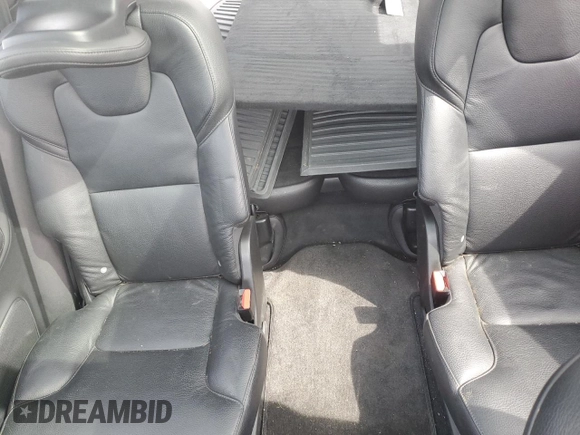 2020 Volvo XC90 Momentum with VIN YV4A221K6L1557534, listed as a Copart auction lot 56225585 with 50,378 mi miles and Salvage title. Bid and sale history available at DreamBid. Image 10.