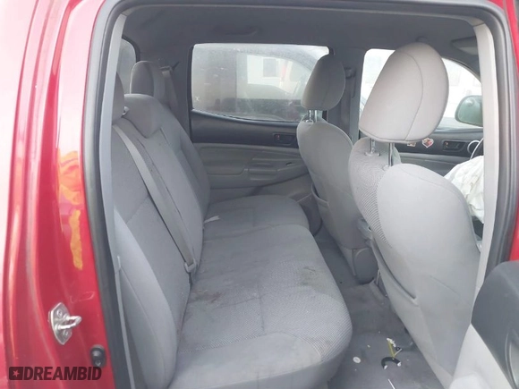 2011 Toyota Tacoma with VIN 3TMLU4EN5BM067173, listed as a IAAI auction lot 41397580 with 178,959 mi miles. Bid and sale history available at carsss.com. Image 8.