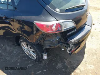 2013 Mazda 3 i Grand Touring with VIN JM1BL1M78D1818010, listed as a IAAI auction lot 42060056 with 139,157 mi miles and . Bid and sale history available at DreamBid. Image 6.