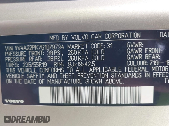 2016 Volvo XC90 T6 Momentum with VIN YV4A22PK7G1078794, listed as a IAAI auction lot 41874698 with 120,256 mi miles. Bid and sale history available at carsss.com. Image 9.