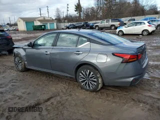 2024 Nissan Altima 2.5 SV with VIN 1N4BL4DV9RN323045, listed as a Copart auction lot 43614655 with 10,433 mi miles and Salvage Title. Bid and sale history available at carsss.com. Image 2.