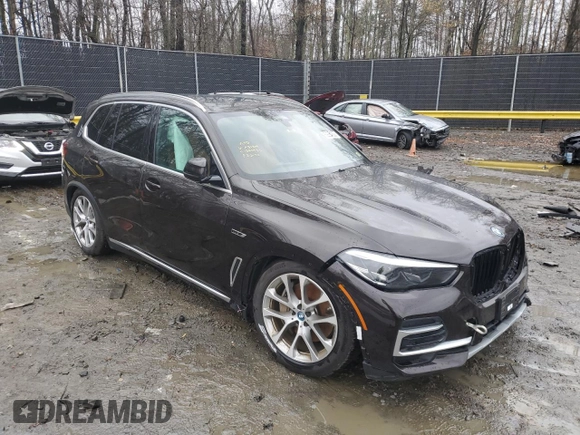 2022 BMW X5 xDrive45e with VIN 5UXTA6C00N9K81209, listed as a Copart auction lot 69284222 with Not Provided miles. Bid and sale history available at carsss.com. Image 4.