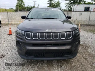 2022 Jeep Compass Latitude Lux with VIN 3C4NJDFB1NT191778, listed as a Copart auction lot 61020475 with 150,559 mi miles and Salvage title. Bid and sale history available at DreamBid. Image 5.