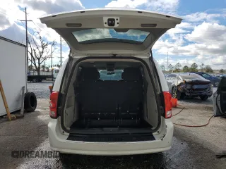 2016 Dodge Grand Caravan SE with VIN 2C4RDGBG8GR342648, listed as a Copart auction lot 46919475 with 117,305 mi miles and Salvage Title. Bid and sale history available at DreamBid. Image 6.