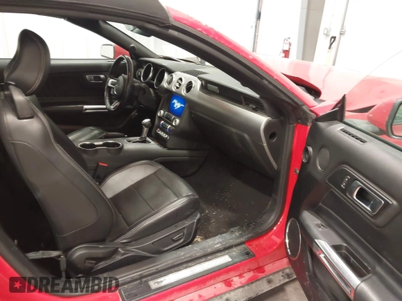 2022 Ford Mustang EcoBoost with VIN 1FATP8UH6N5106282, listed as a IAAI auction lot 41410747 with 88,187 mi miles. Bid and sale history available at carsss.com. Image 5.