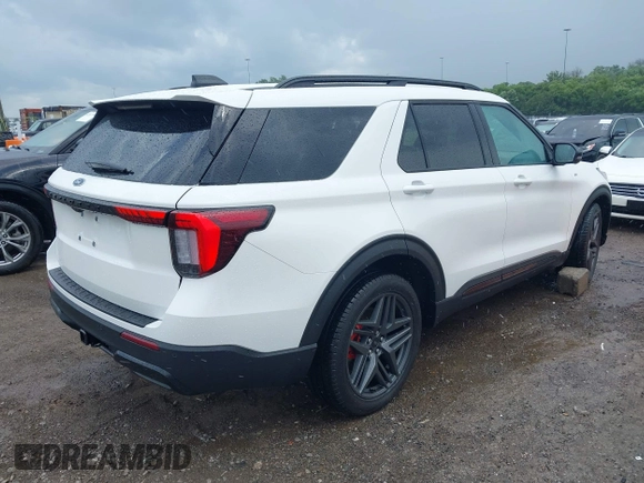2025 Ford Explorer ST-Line with VIN 1FMUK7KH6SGB58226, listed as a IAAI auction lot 42687937 with Not provided miles and . Bid and sale history available at DreamBid. Image 4.