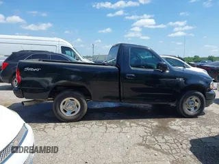 2002 Ford F-150 XL z VIN 1FTRF17292NA08851, wystawiony jako IAAI lot #42559503 z przebiegiem Nie podano mil oraz . Historia ofert i sprzedaży dostępna na DreamBid. Obrazek 13.