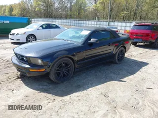 2007 Ford Mustang Deluxe with VIN 1ZVFT84N475262622, listed as a IAAI auction lot 41928843 with 162,026 mi miles and . Bid and sale history available at DreamBid. Image 2.