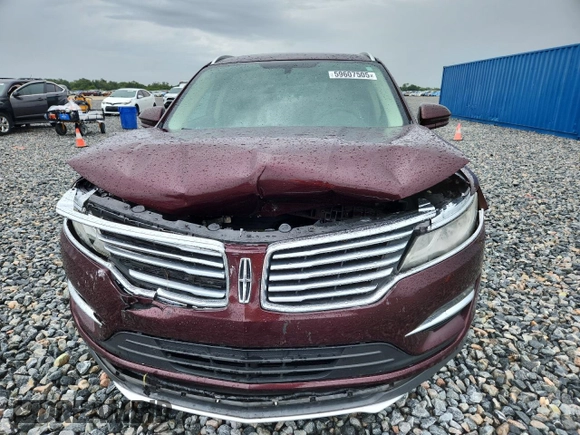 2017 Lincoln MKC Reserve with VIN 5LMCJ3C9XHUL70357, listed as a Copart auction lot 59607505 with 74,500 mi miles and Salvage title. Bid and sale history available at DreamBid. Image 5.