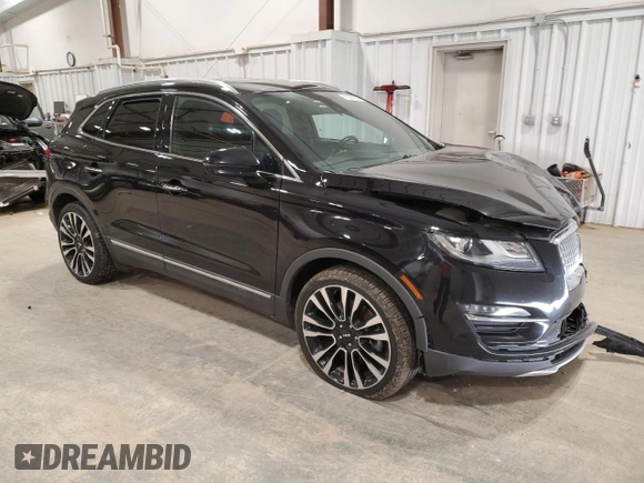 2019 Lincoln MKC Reserve with VIN 5LMTJ3DH0KUL47912, listed as a Copart auction lot 51382525 with 77,604 mi miles and Non Repairable. Bid and sale history available at carsss.com. Image 4.