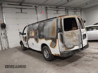 2007 Chevrolet Express Cargo z VIN 1GCGG25V571161541, wystawiony jako IAAI lot #42070572 z przebiegiem Nie podano mil oraz . Historia ofert i sprzedaży dostępna na DreamBid. Obrazek 3.