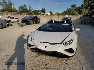 2022 Lamborghini Huracan z VIN ZHWUT5ZF9NLA17926, wystawiony jako Copart lot #83543394 z przebiegiem 5 830 mil mil oraz Szkoda całkowita • Salvage title. Historia ofert i sprzedaży dostępna na DreamBid. Obrazek 11.