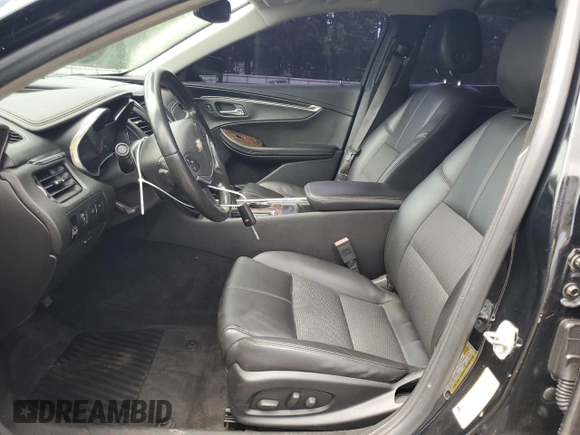 2015 Chevrolet Impala LT z VIN 2G1115SL5F9140249, wystawiony jako Copart lot #61856985 z przebiegiem 189 167 mil mil oraz Czysty tytuł • Clean title. Historia ofert i sprzedaży dostępna na DreamBid. Obrazek 7.