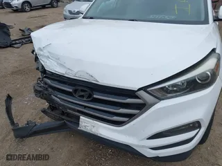2016 Hyundai Tucson SE with VIN KM8J3CA46GU105087, listed as a IAAI auction lot 40978420 with 103,527 mi miles. Bid and sale history available at carsss.com. Image 6.