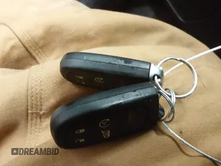 2020 Jeep Cherokee Lux с VIN 1C4PJLLX3LD629528, выставлен на аукционе IAAI как лот 41531988 с пробегом 87 155 миль миль и . История ставок и продаж доступна на DreamBid. Изображение 11.