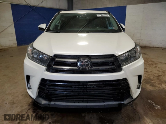 2018 Toyota Highlander SE with VIN 5TDJZRFHXJS542815, listed as a Copart auction lot 57304995 with 124,052 mi miles and Salvage title. Bid and sale history available at DreamBid. Image 5.