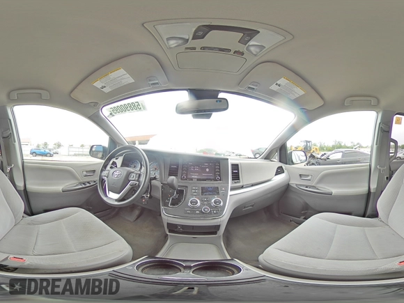 2018 Toyota Sienna LE Auto Access Seat with VIN 5TDKZ3DC8JS901748, listed as a Copart auction lot 58890095 with 99,162 mi miles and Salvage title. Bid and sale history available at DreamBid. Image 15.