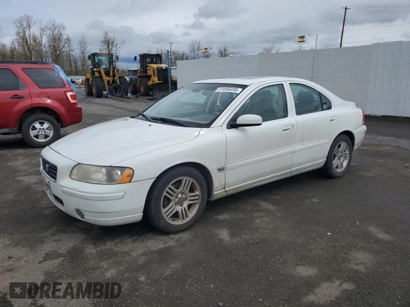 2005 Volvo S60 с VIN YV1RS592652462152, выставлен на аукционе Copart как лот 51055495 с пробегом 117 631 миль миль и Списание • Salvage title. История ставок и продаж доступна на DreamBid. Изображение 1.